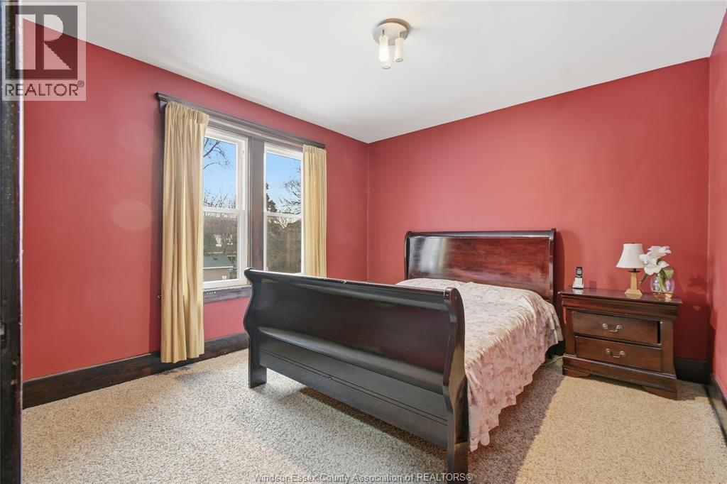 173 CAMERON AVENUE - 21