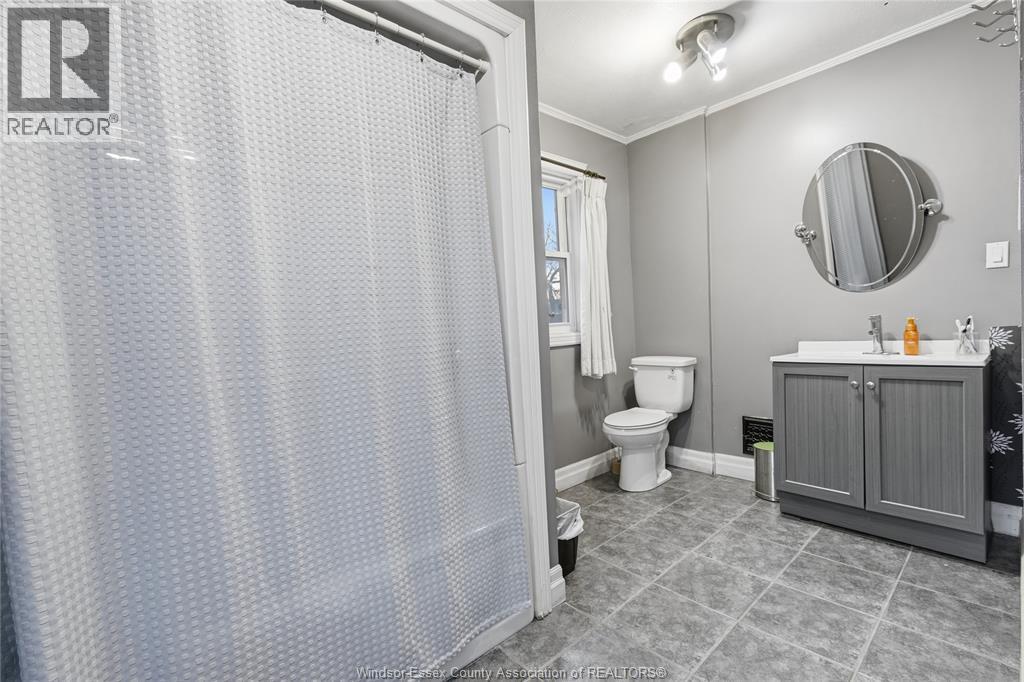 173 CAMERON AVENUE - 24