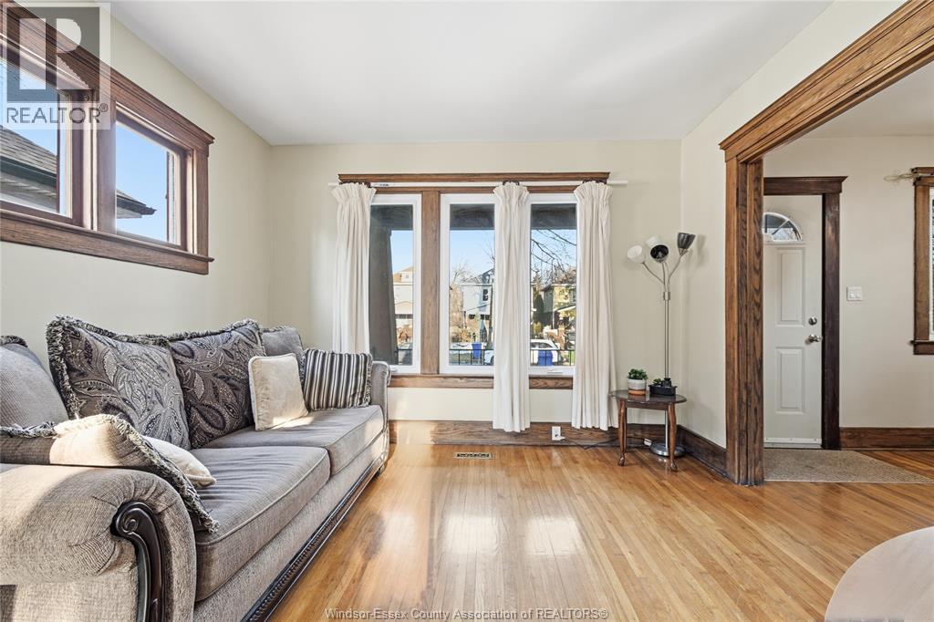 173 CAMERON AVENUE - 9