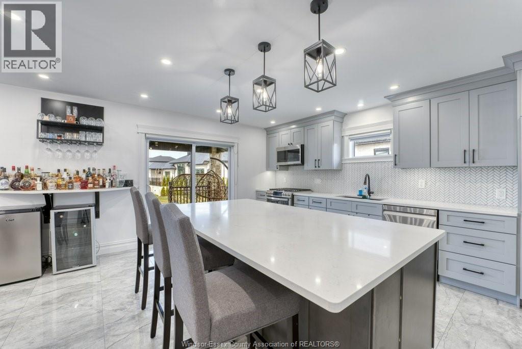 37 AUGUSTA DRIVE - 15