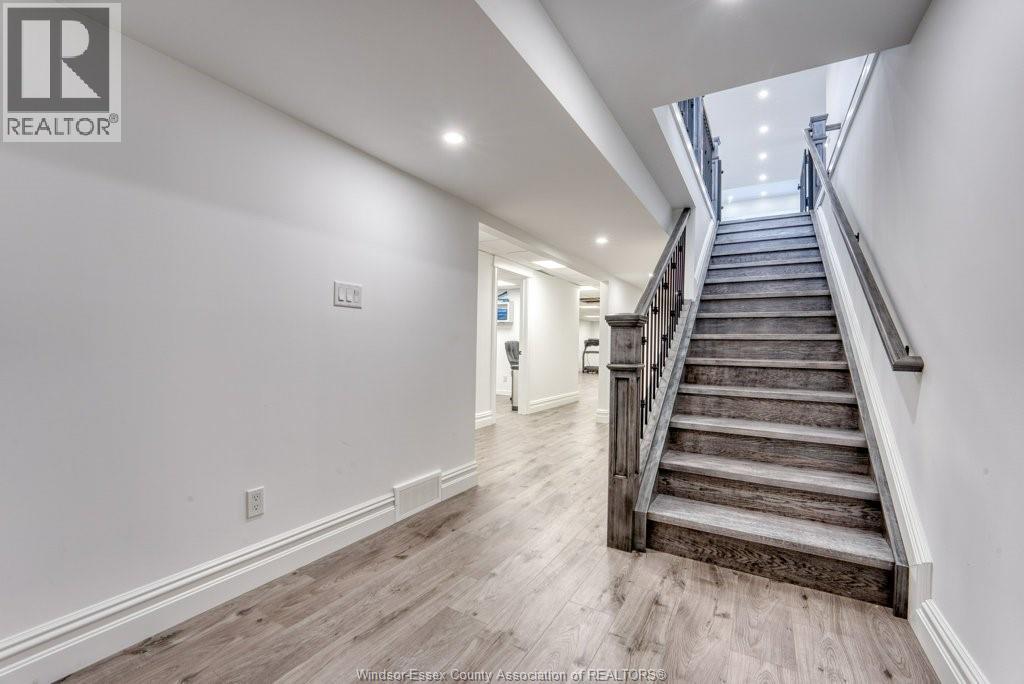 37 AUGUSTA DRIVE - 35