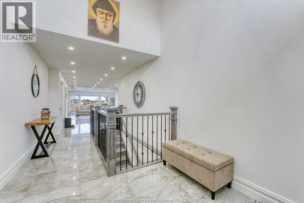 37 AUGUSTA DRIVE - 7