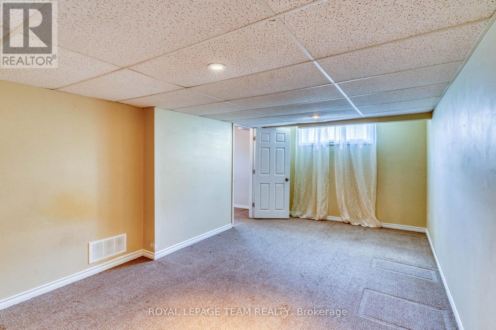 511 KILBURN STREET - 22