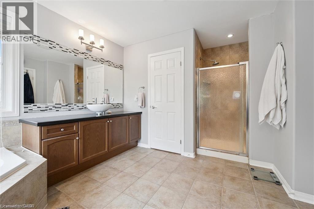 305 PINE VALLEY Drive - 33