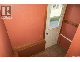 Bedroom - 611 Saskatchewan Avenue, Kerrobert, SK S0L1R0 Photo 7