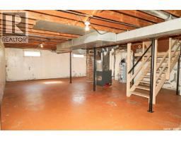 611 Saskatchewan Avenue, Kerrobert, SK S0L1R0 Photo 34