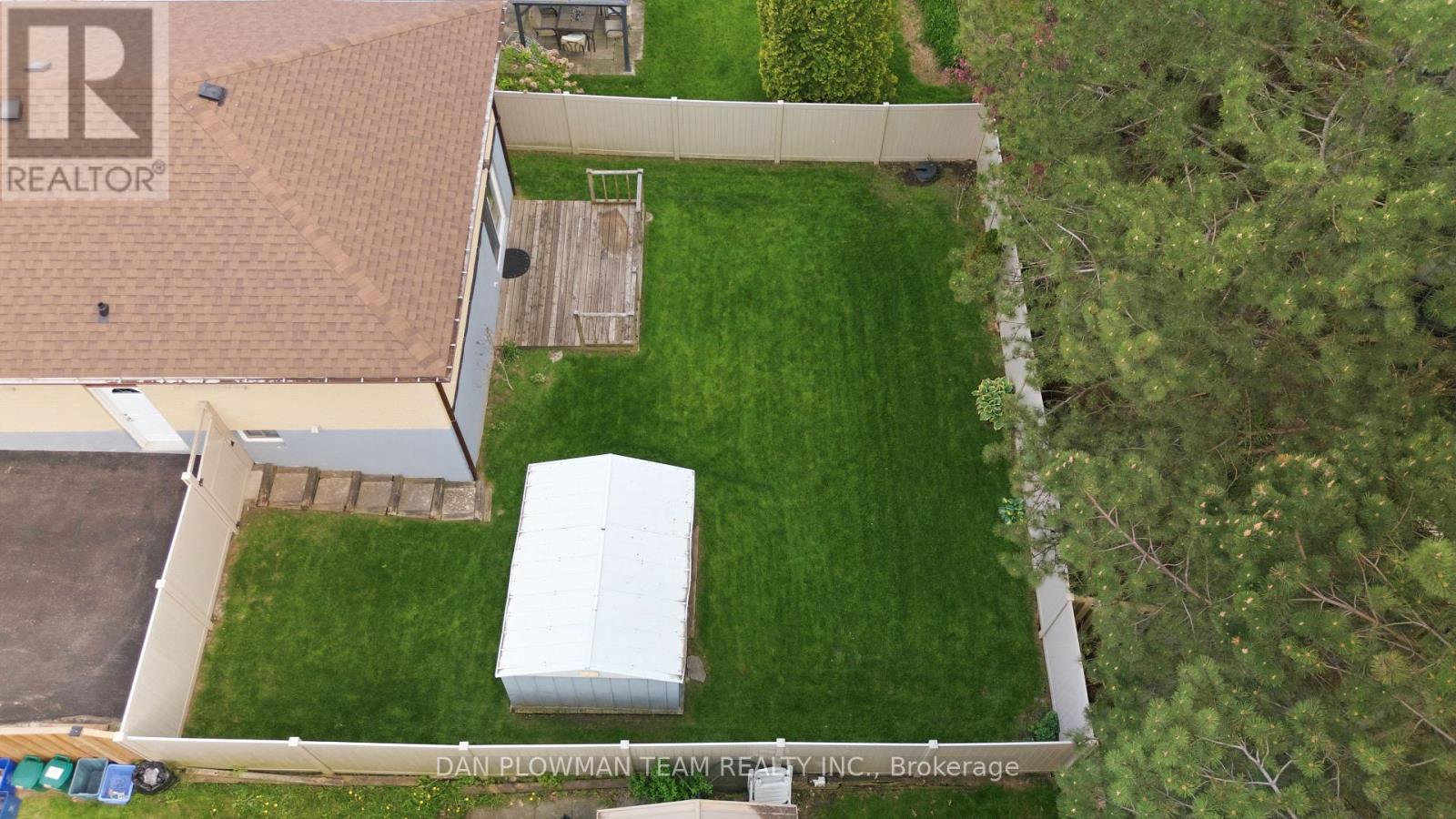 808 CENTRAL PARK BOULEVARD N - 38