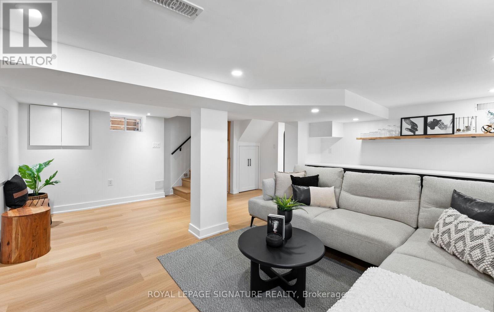 1342 VICTORIA PARK AVENUE - 18