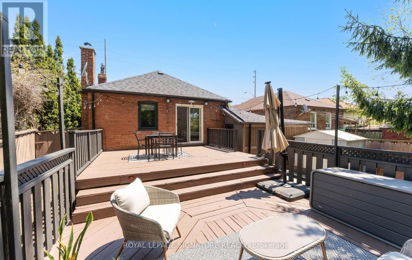 1342 VICTORIA PARK AVENUE - 24
