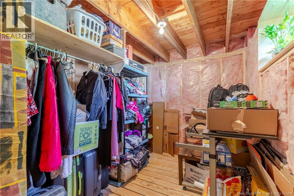 727 Gregg Court - 33