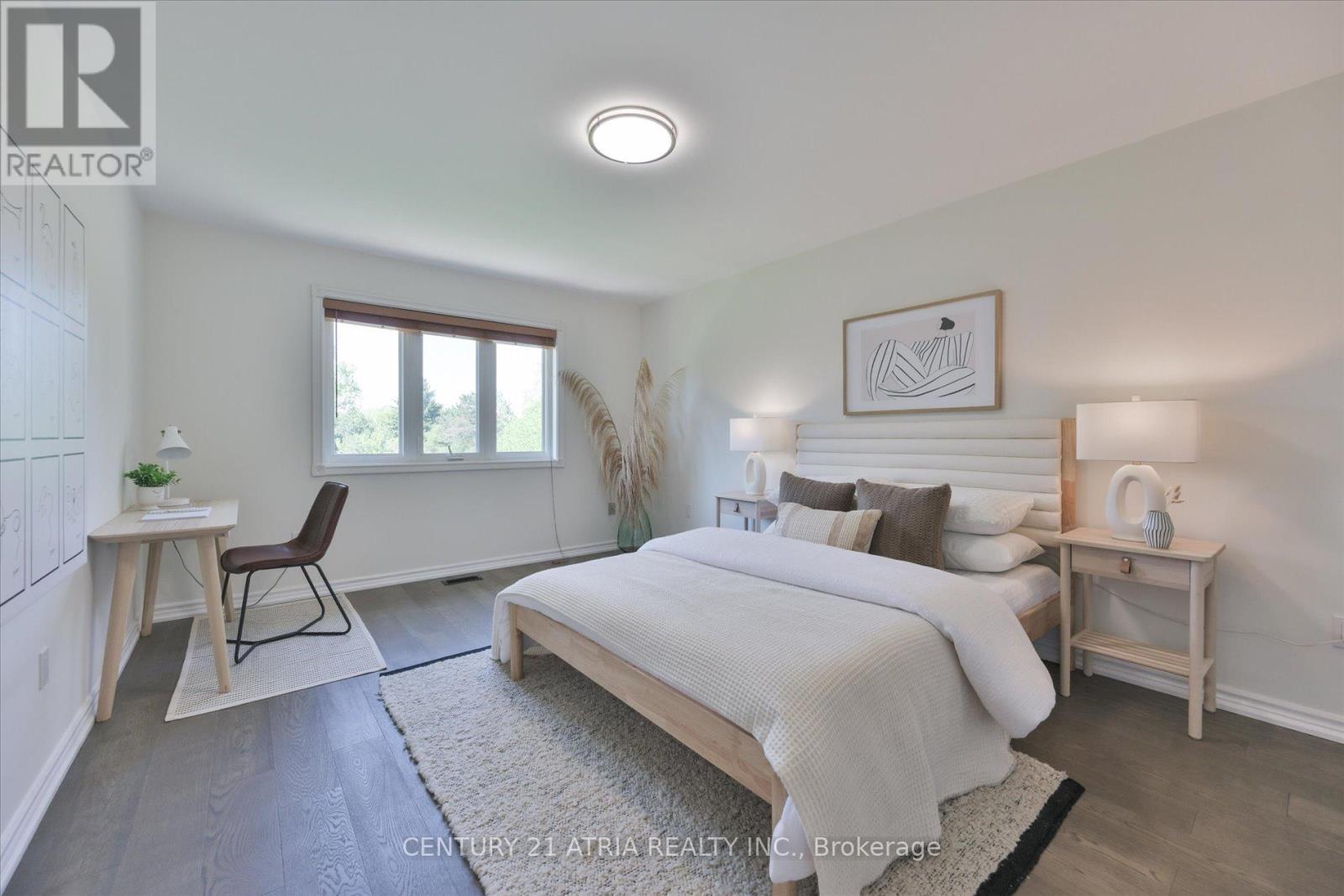 10 MORRISON CRESCENT - 35