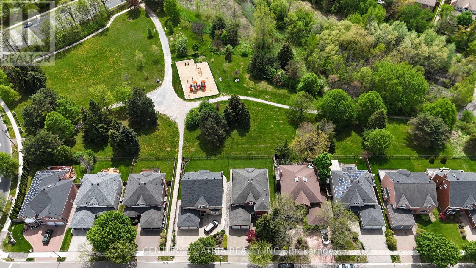 10 MORRISON CRESCENT - 49