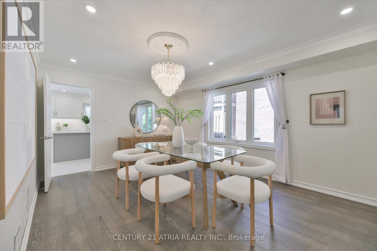 10 MORRISON CRESCENT - 9