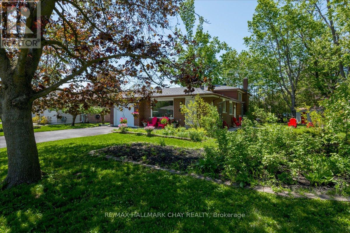 44 BELCOURT AVENUE - 27