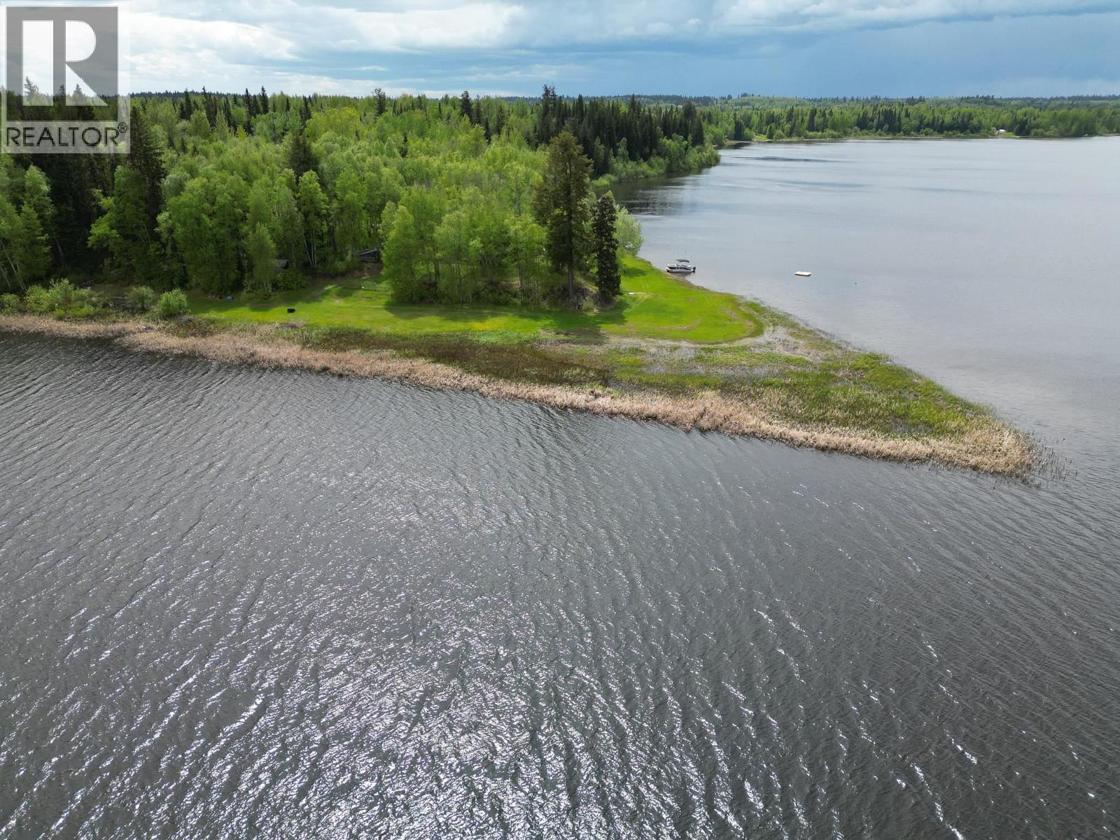 Photo 10 of 41 — 14420 NUKKO LAKE ESTATES ROAD · Prince George, BC