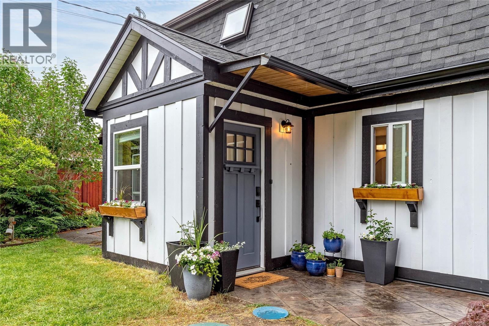 2520 Staats Pl - 57