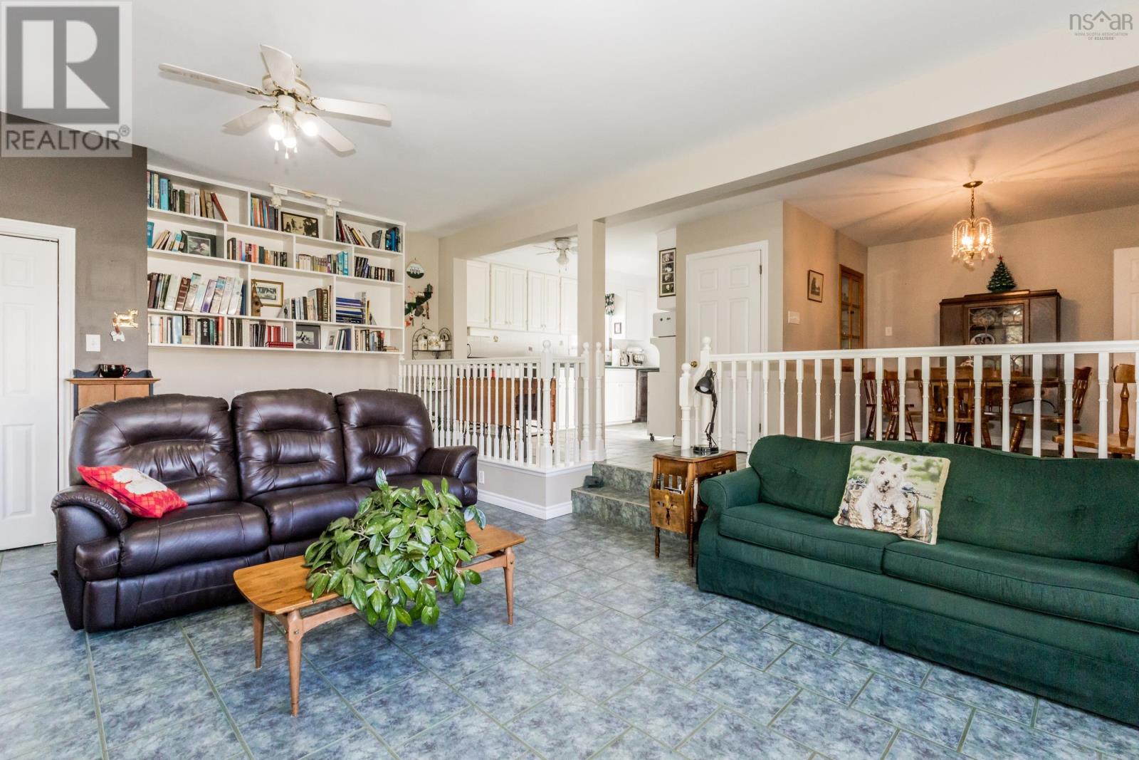 206 Centennial Drive - 11