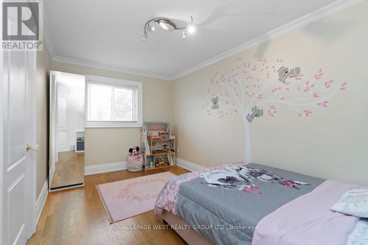 859 MAYS CRESCENT - 28