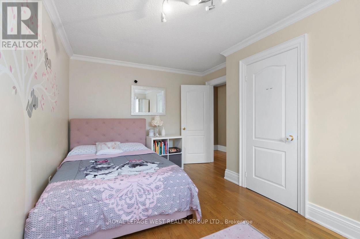 859 MAYS CRESCENT - 29