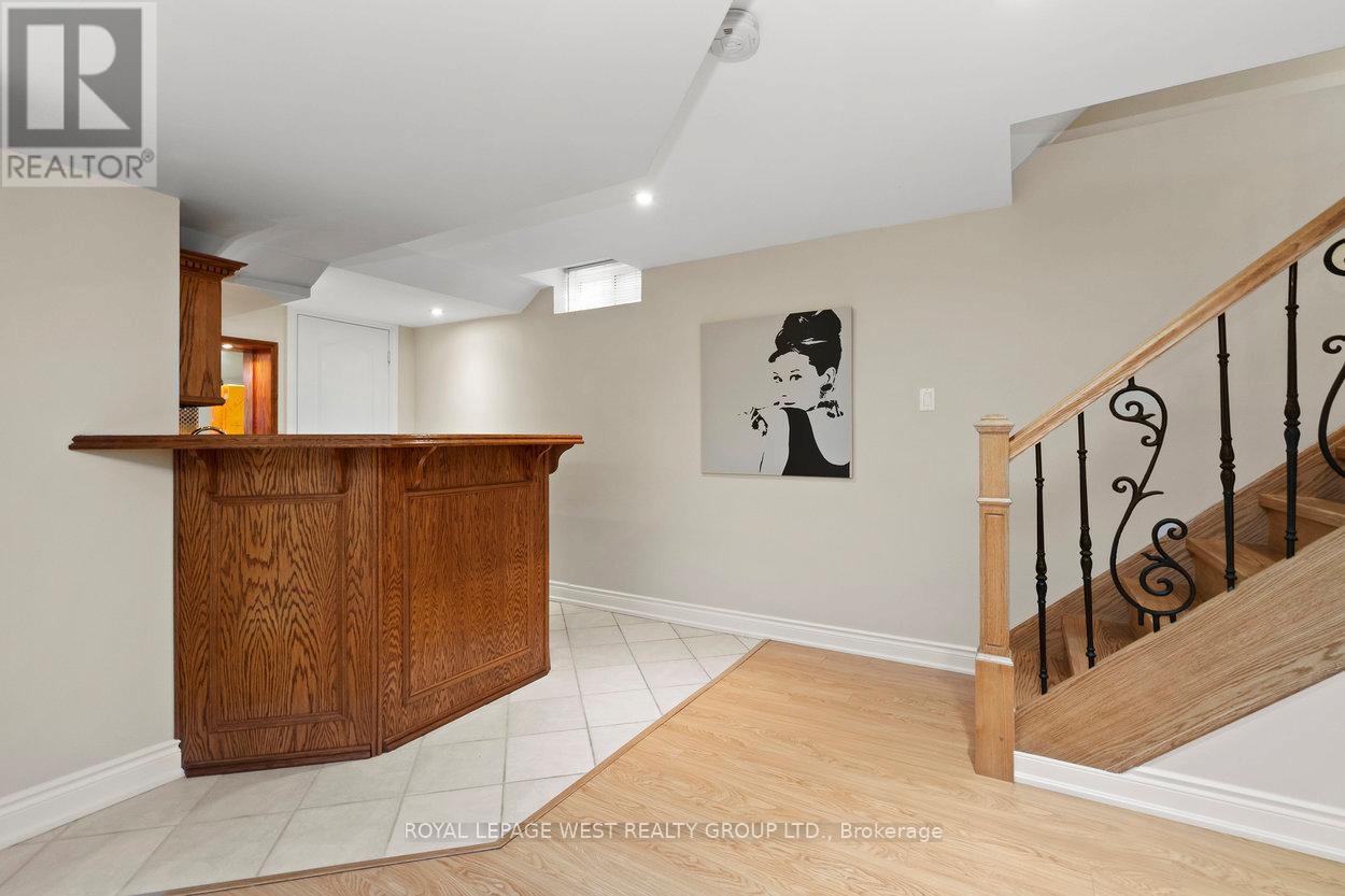 859 MAYS CRESCENT - 36