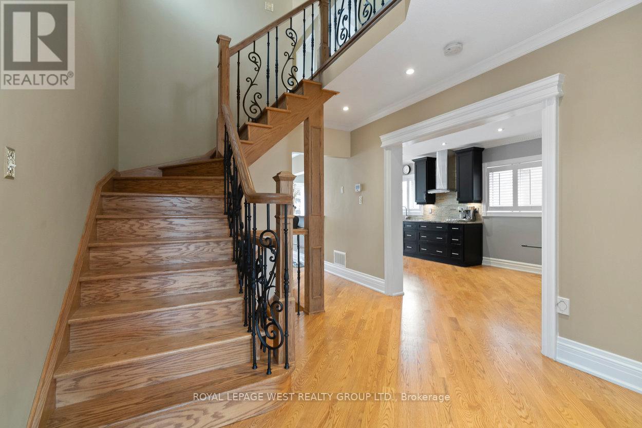 859 MAYS CRESCENT - 7