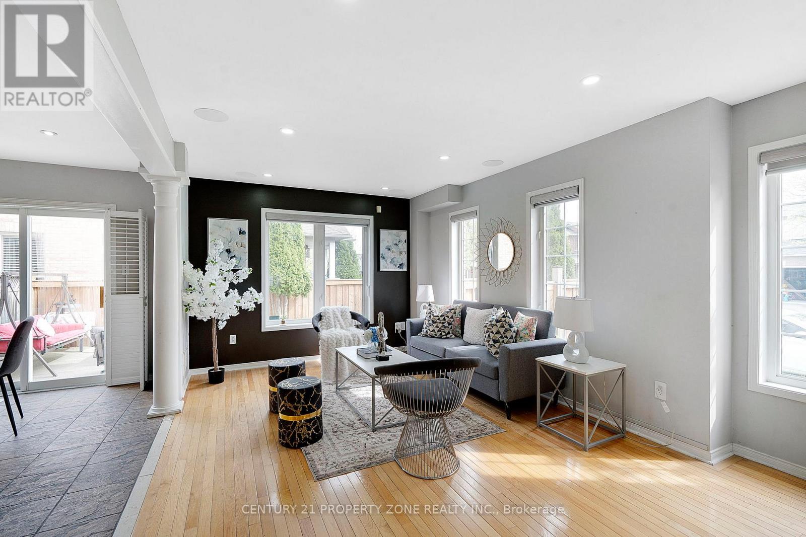 29 OAKMEADOW DRIVE - 10