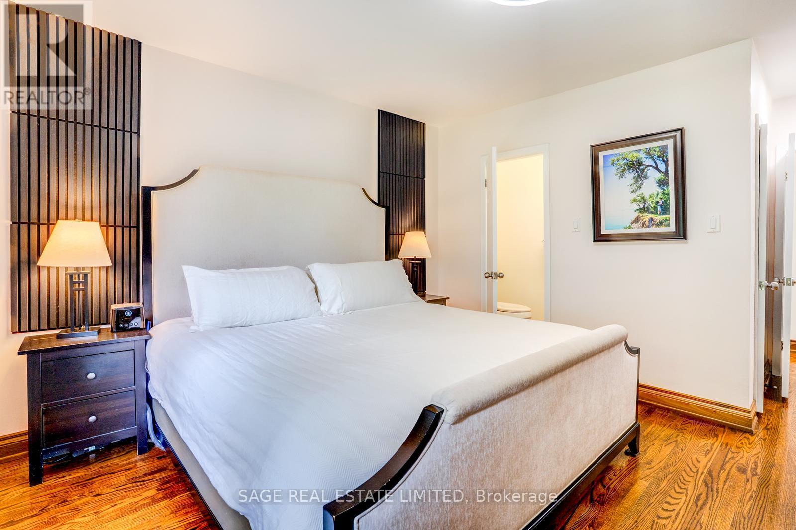 81 DECARIE CIRCLE - 20