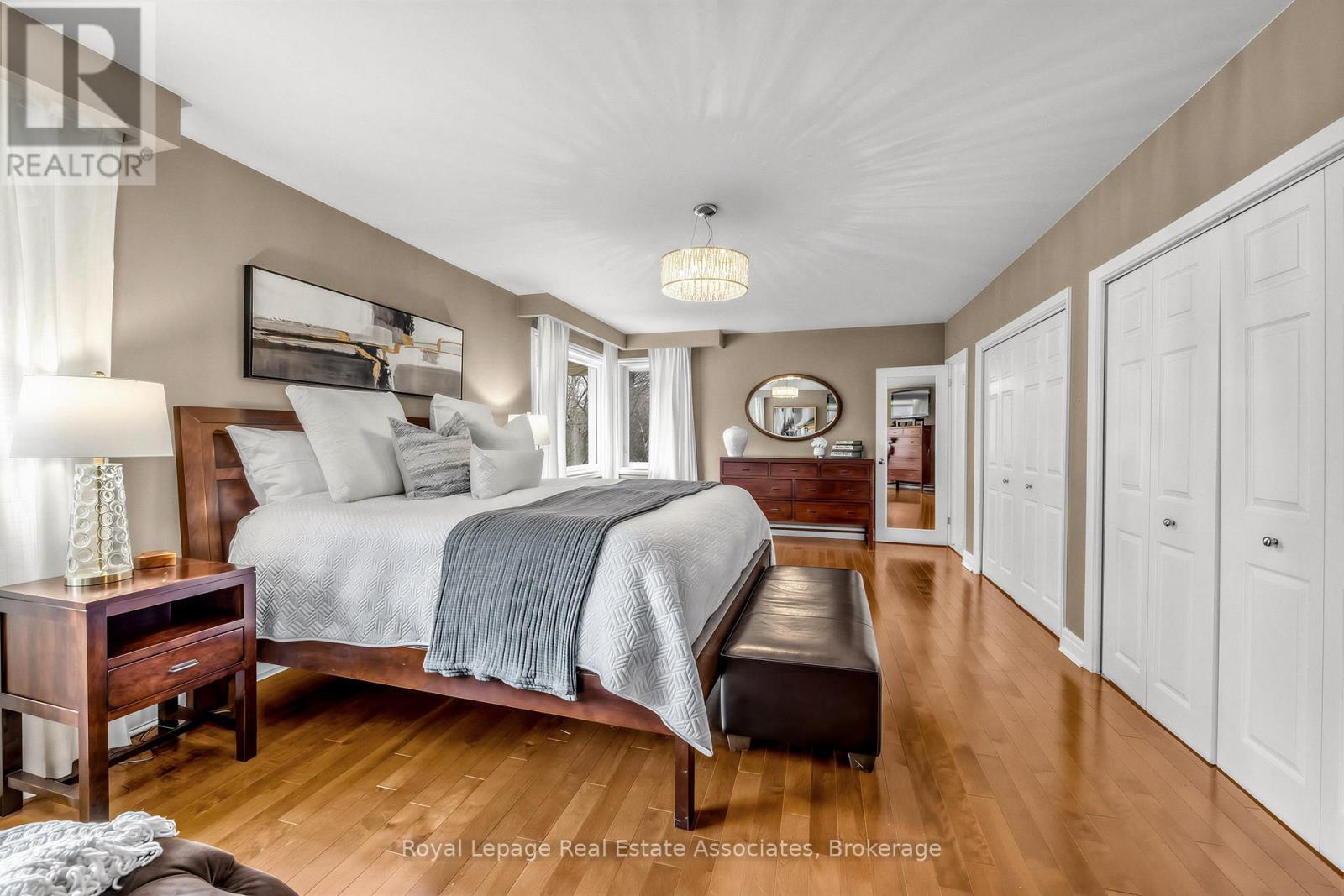 1561 PINETREE CRESCENT - 14