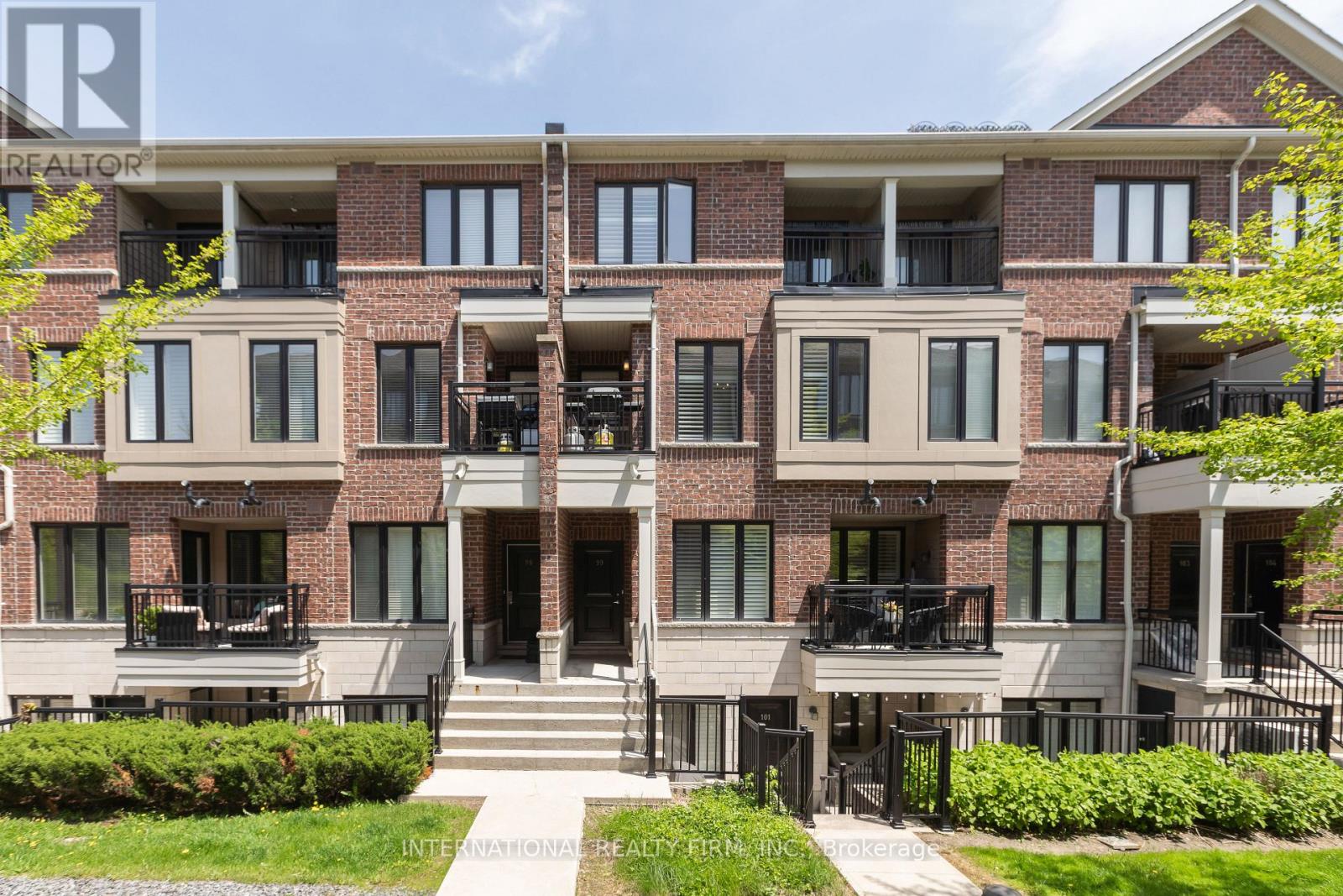 #99 30 CARNATION AVENUE - 32