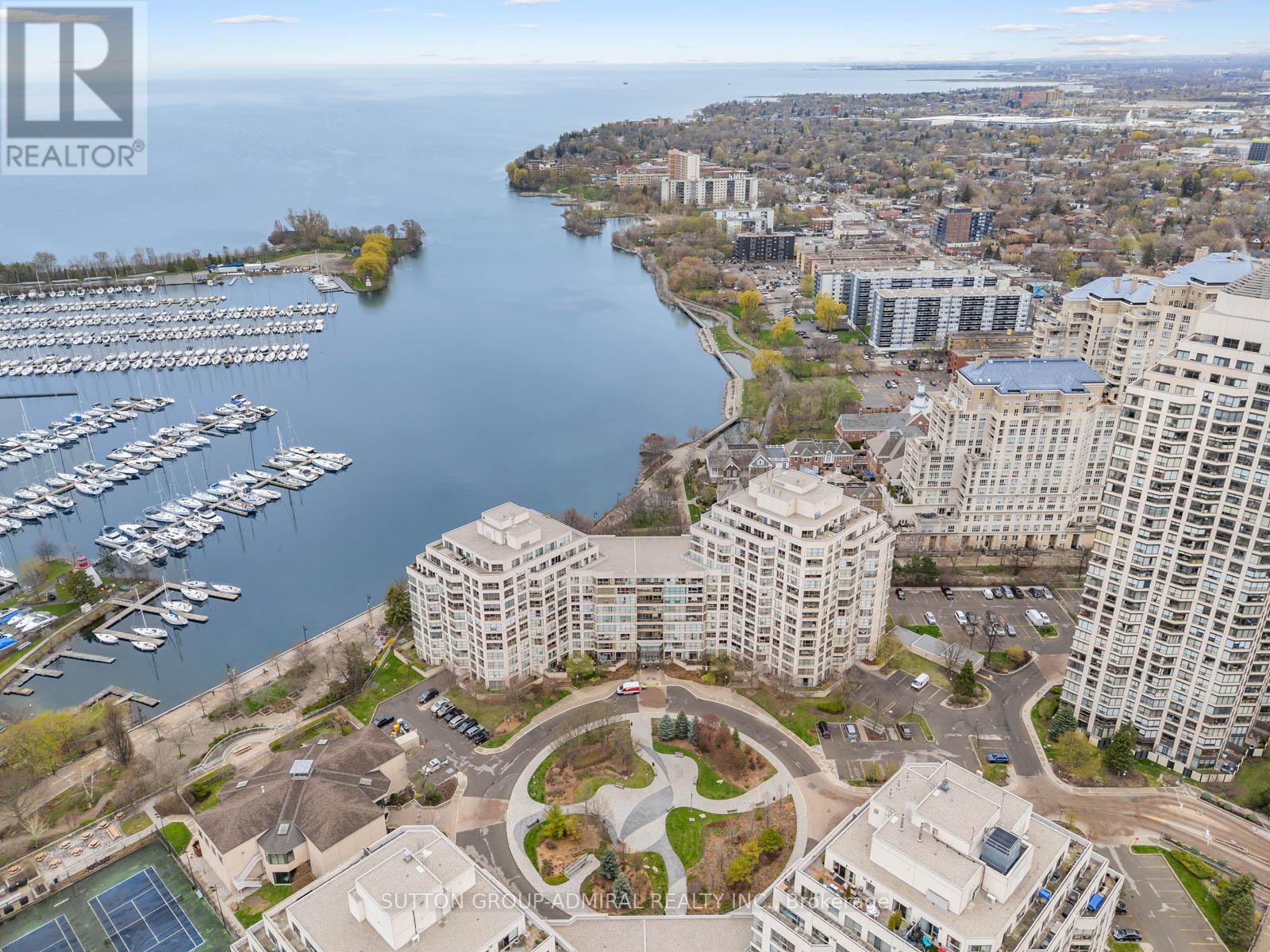 #723 2267 LAKE SHORE BOULEVARD W - 44