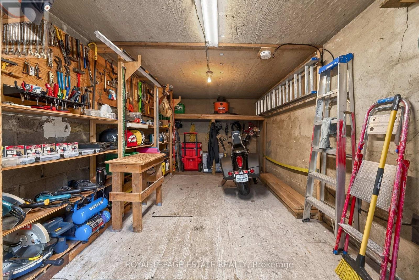 1016 KIPLING AVENUE - 31