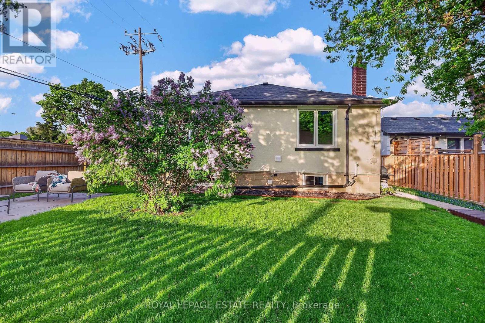 1016 KIPLING AVENUE - 34