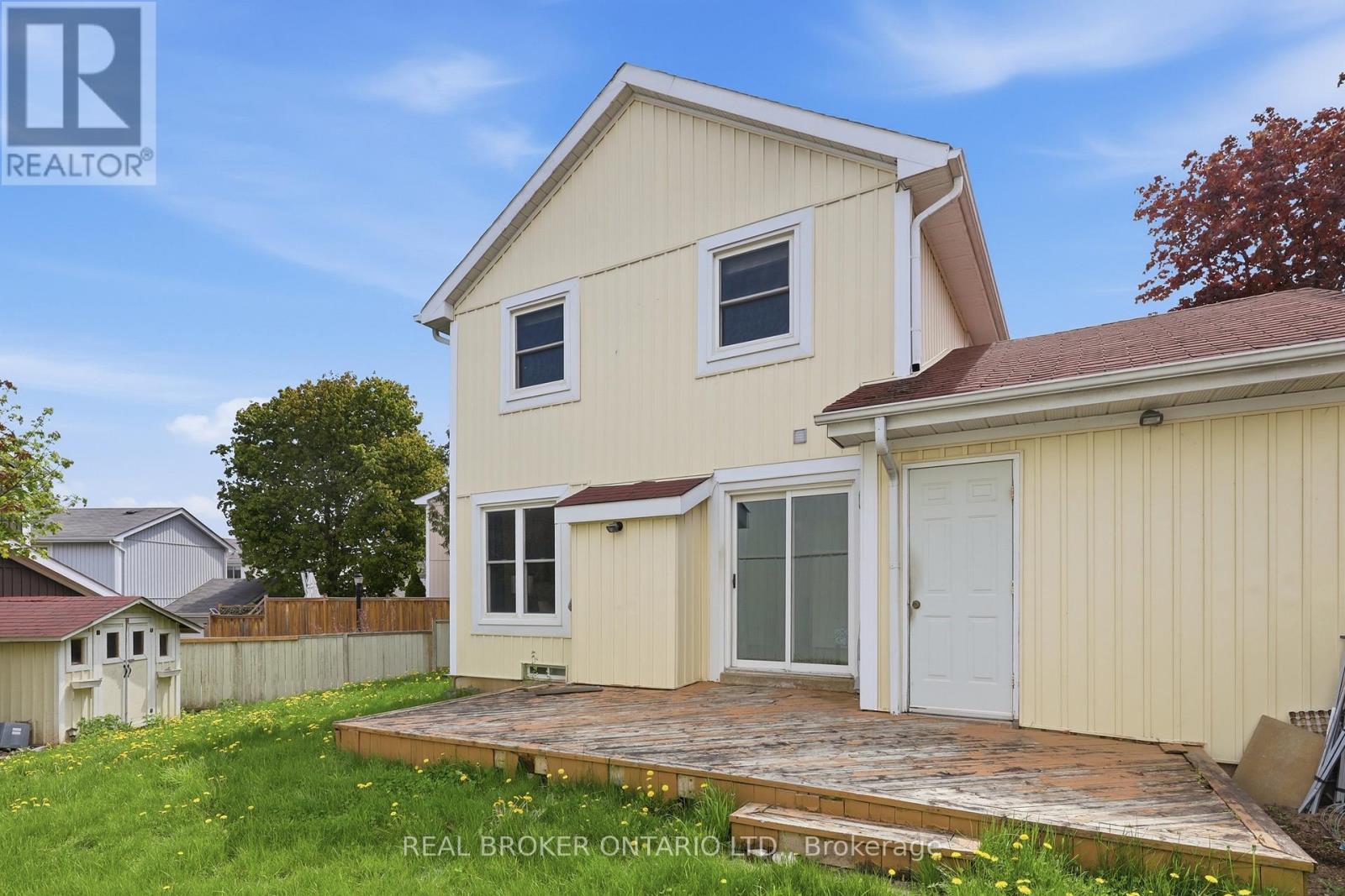 #22 22 BENT OAK CIRCLE - 23