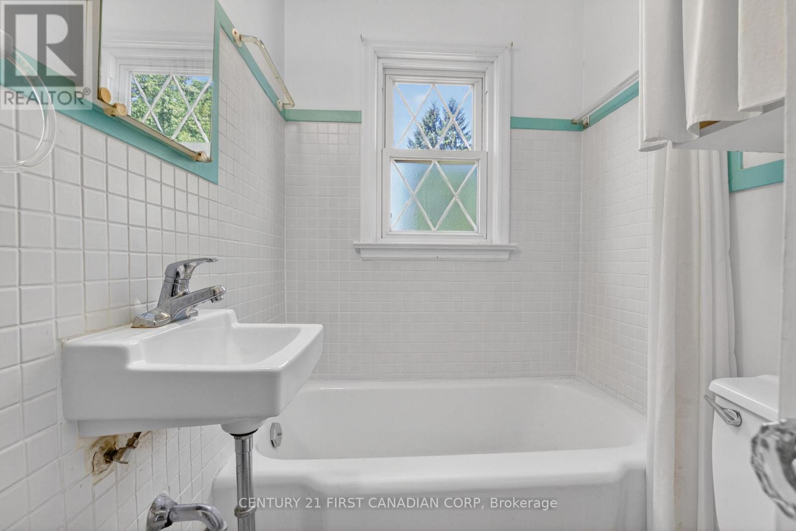 261 SHORT AVENUE - 15
