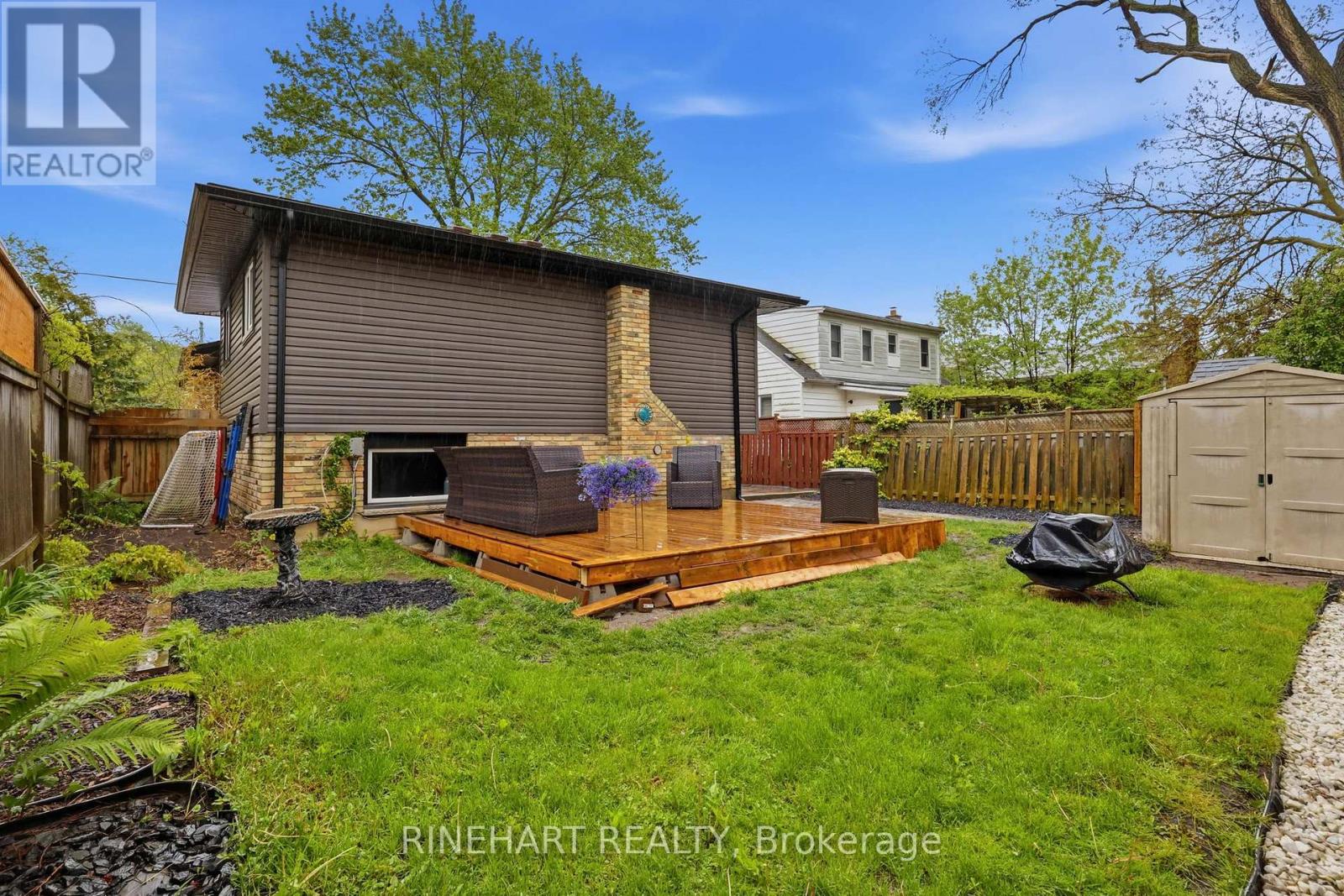 789 EASY STREET - 34