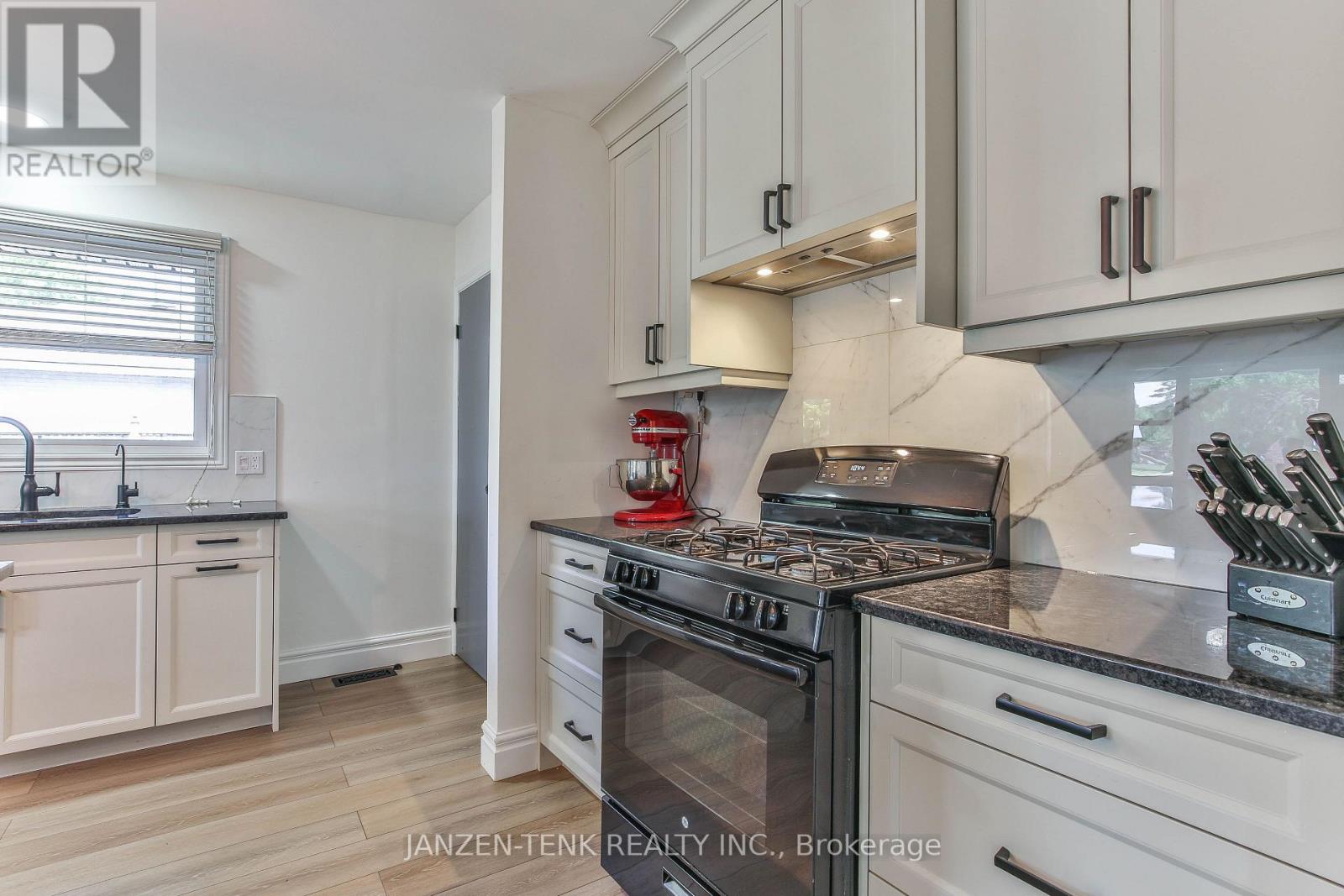 61 ALLEN STREET - 11