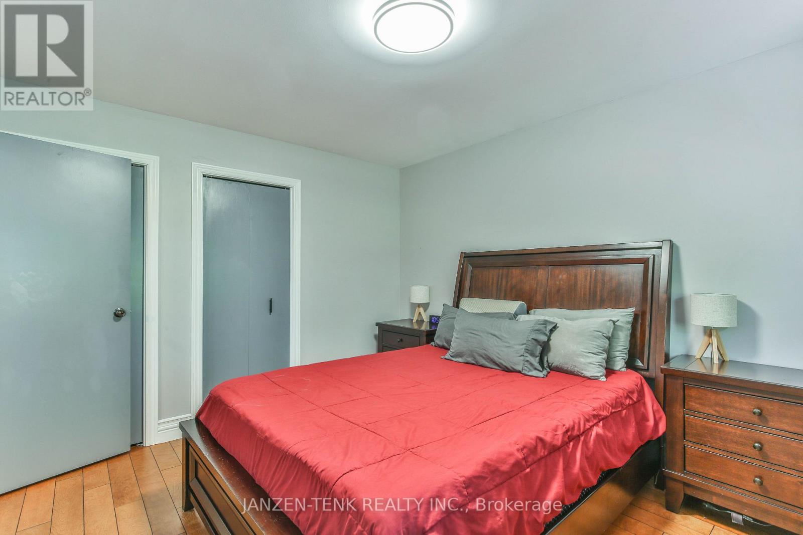 61 ALLEN STREET - 18