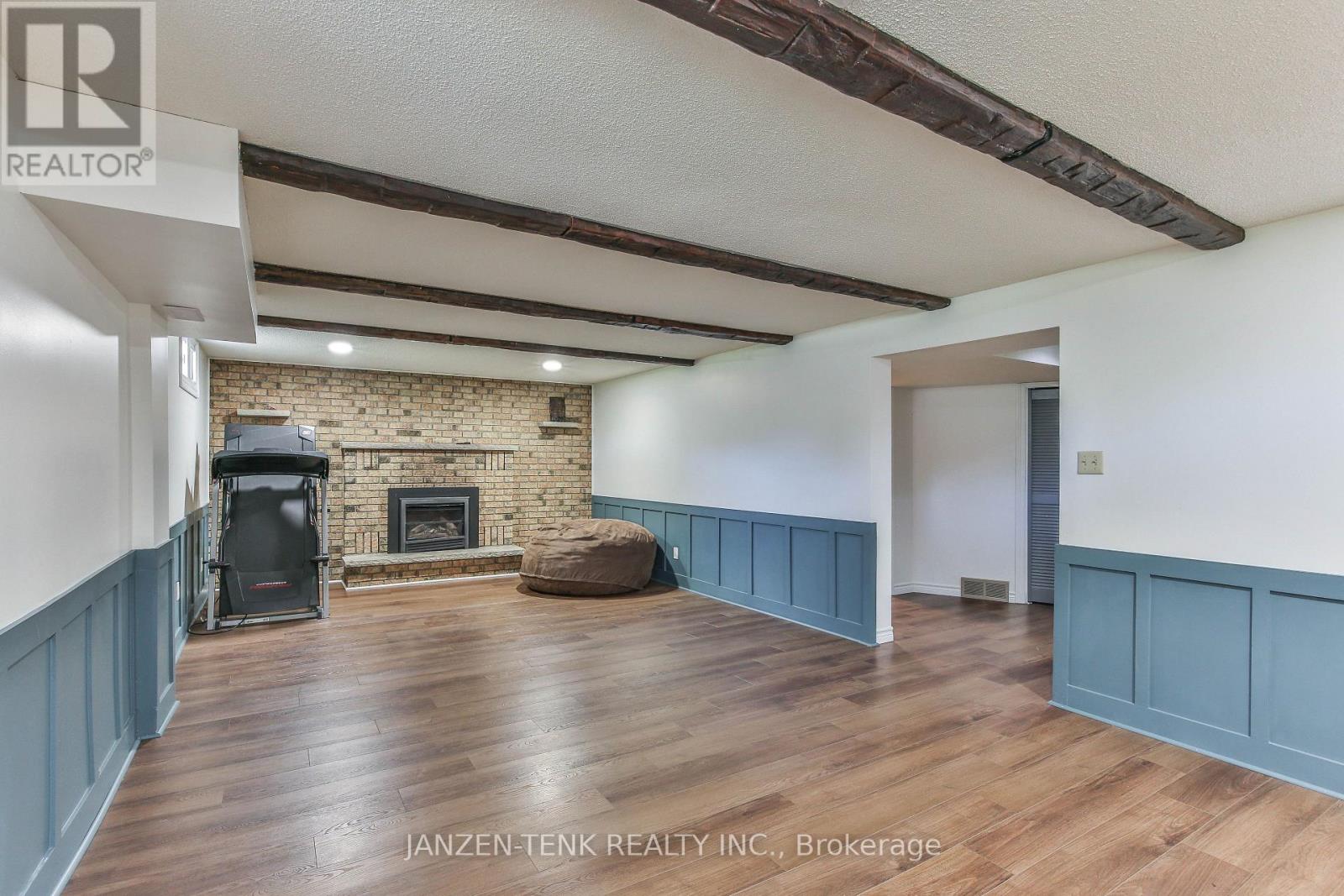61 ALLEN STREET - 26