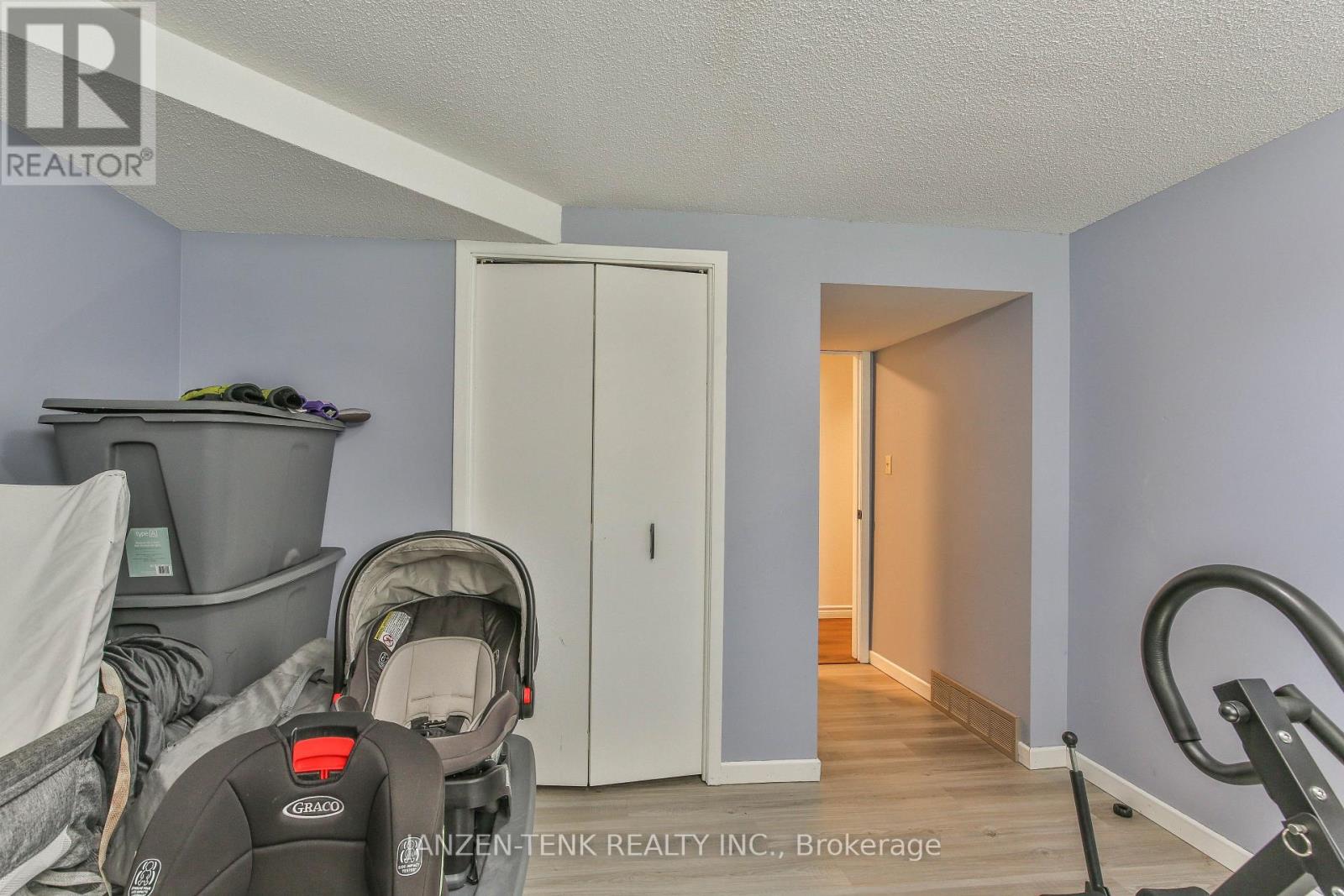 61 ALLEN STREET - 31