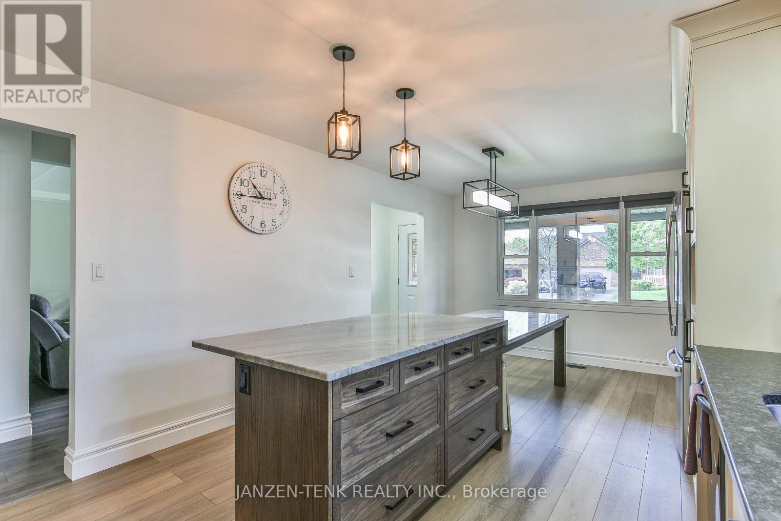 61 ALLEN STREET - 7