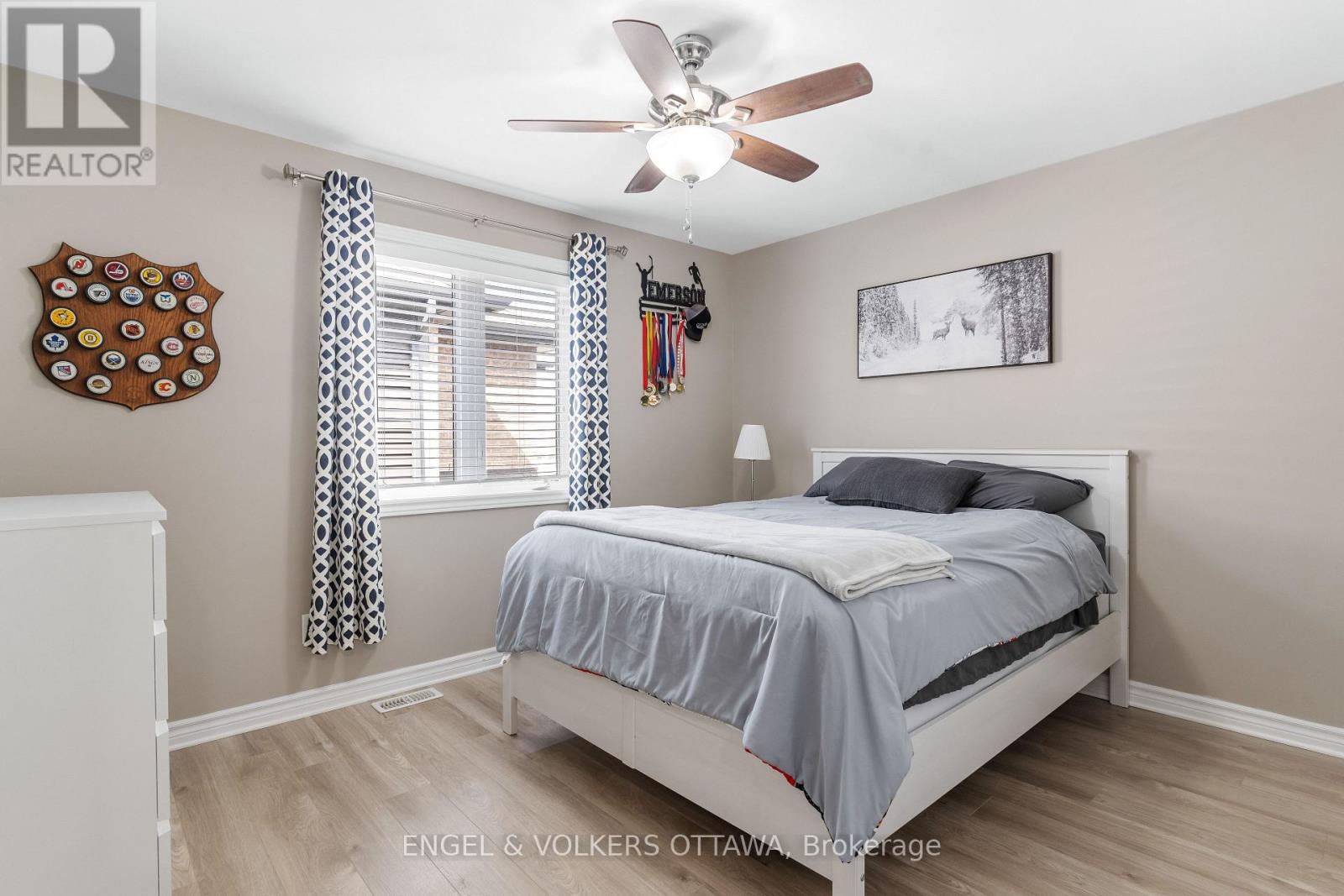 56 SETTLEMENT LANE - 33