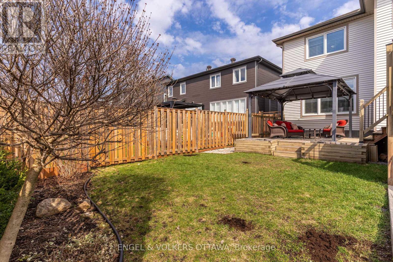 56 SETTLEMENT LANE - 46