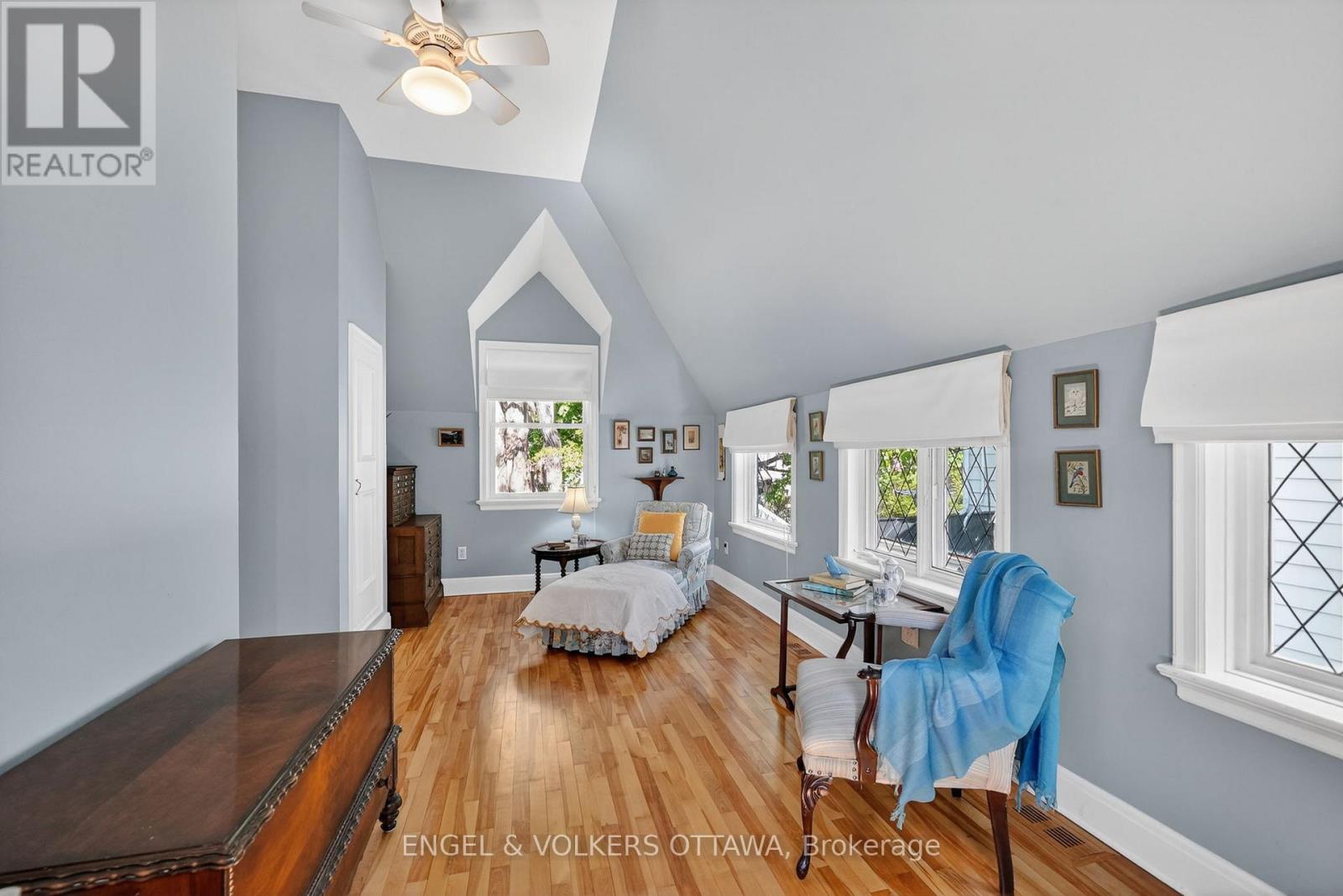 503 PICCADILLY AVENUE - 22