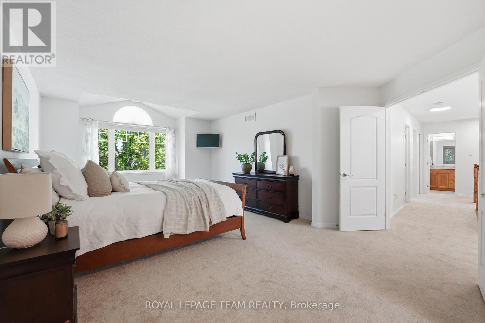 110 WEST RIDGE DRIVE - 31