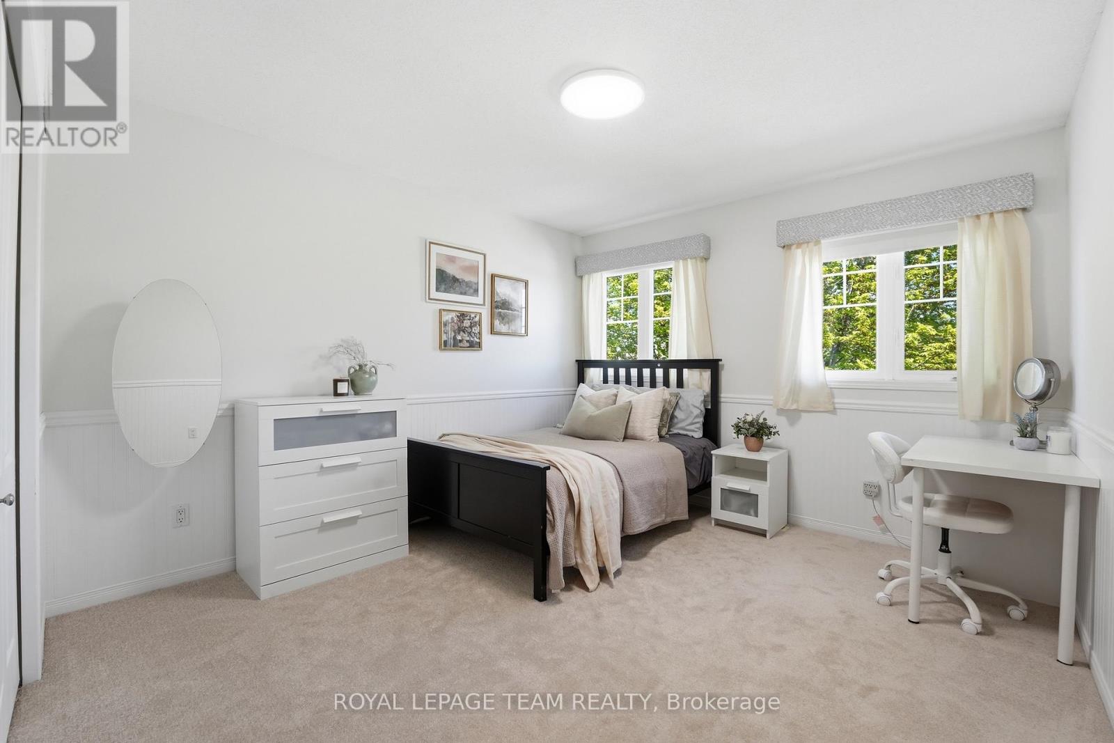 110 WEST RIDGE DRIVE - 37