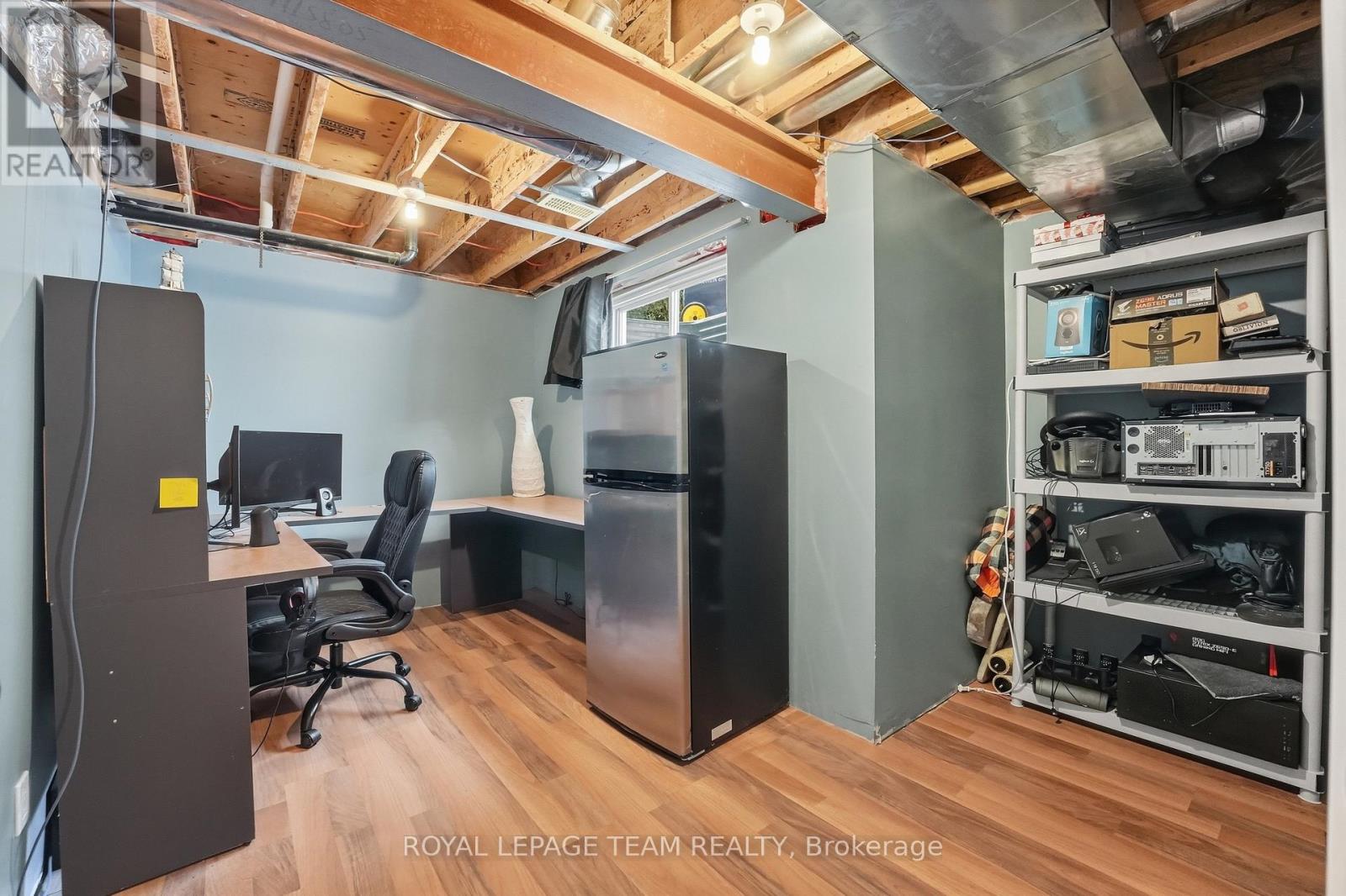 110 WEST RIDGE DRIVE - 45
