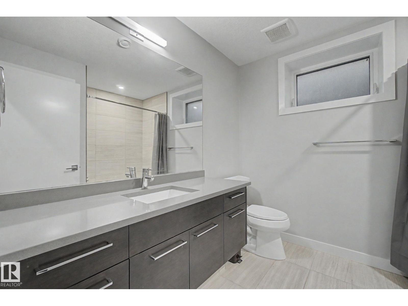 11430 75 AV NW - 50