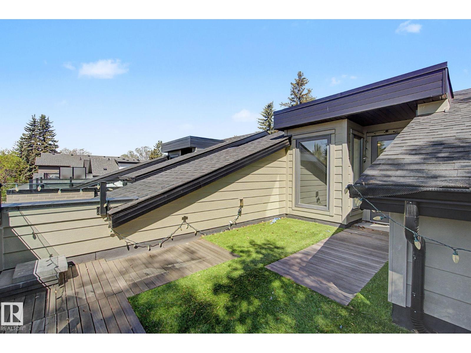 11430 75 AV NW - 42