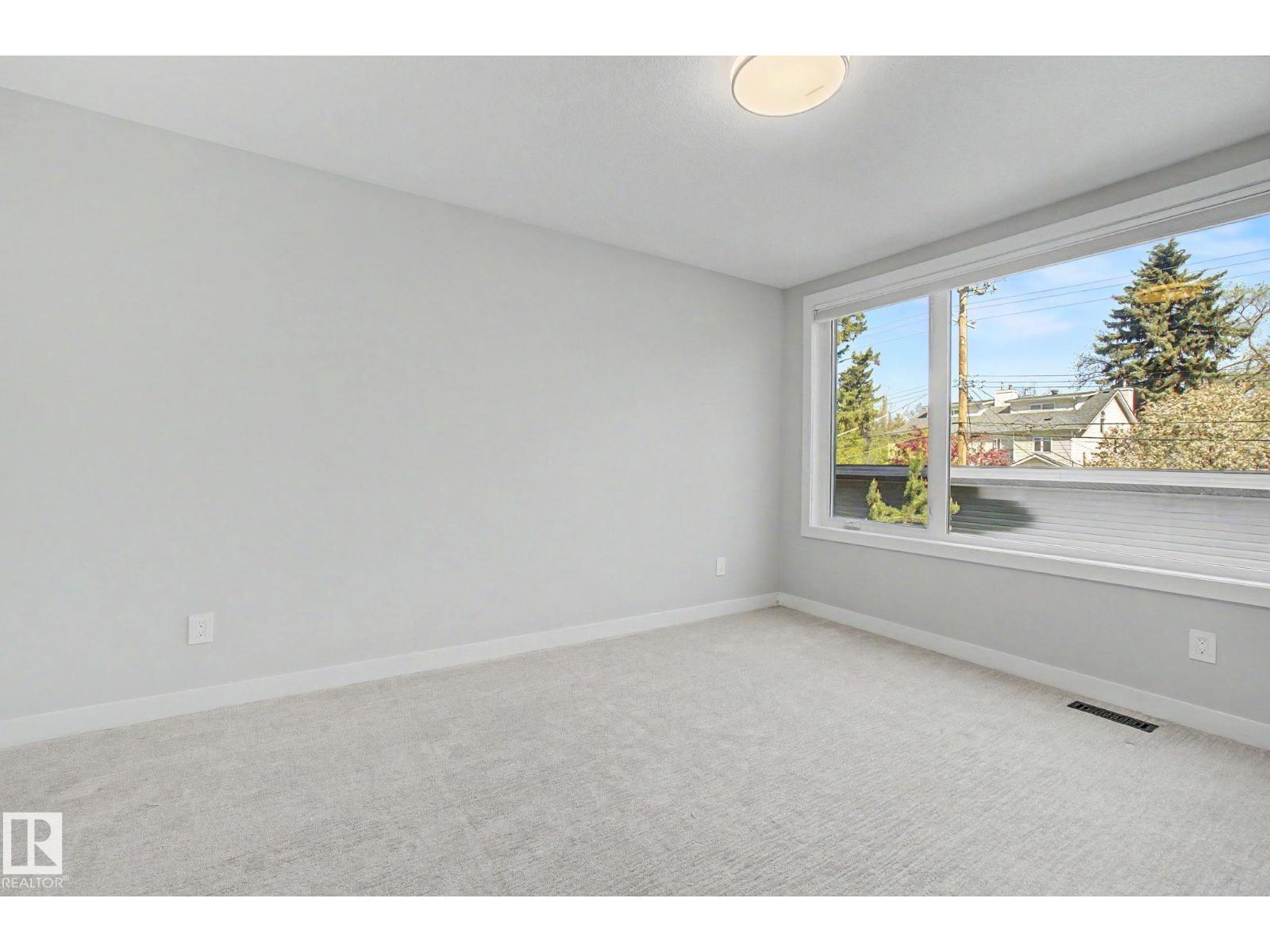 11430 75 AV NW - 24