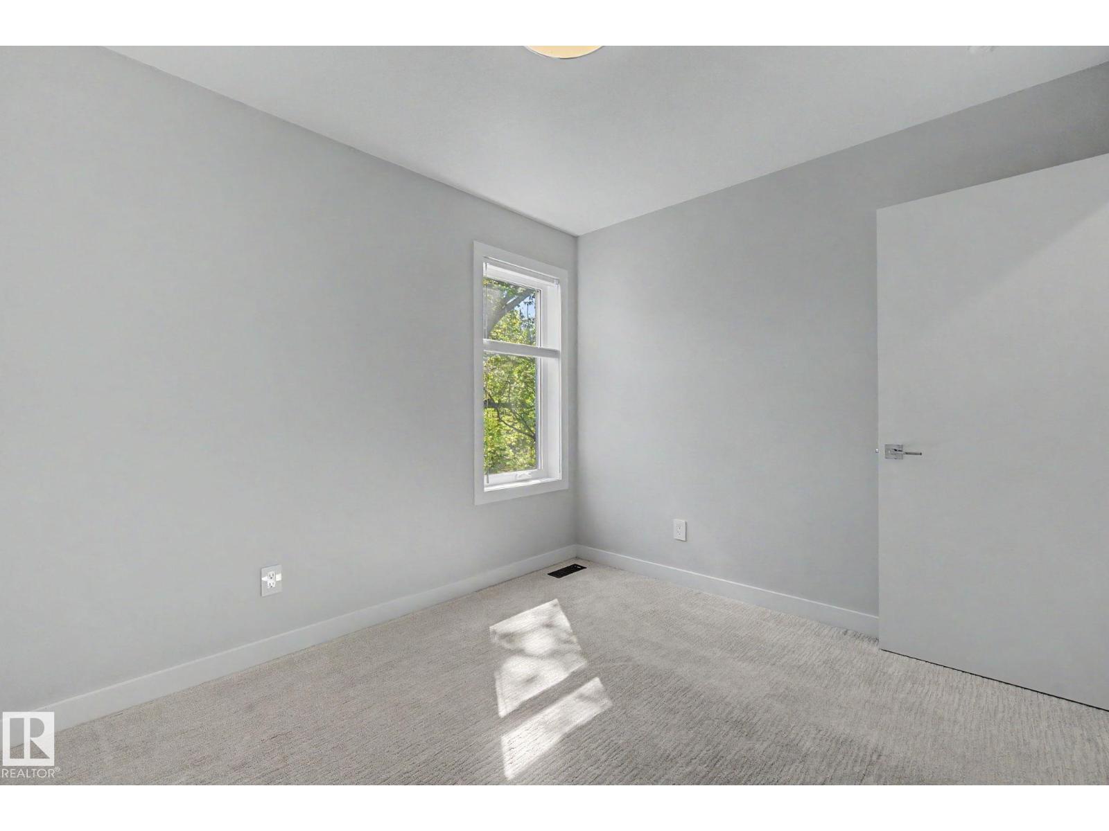 11430 75 AV NW - 29